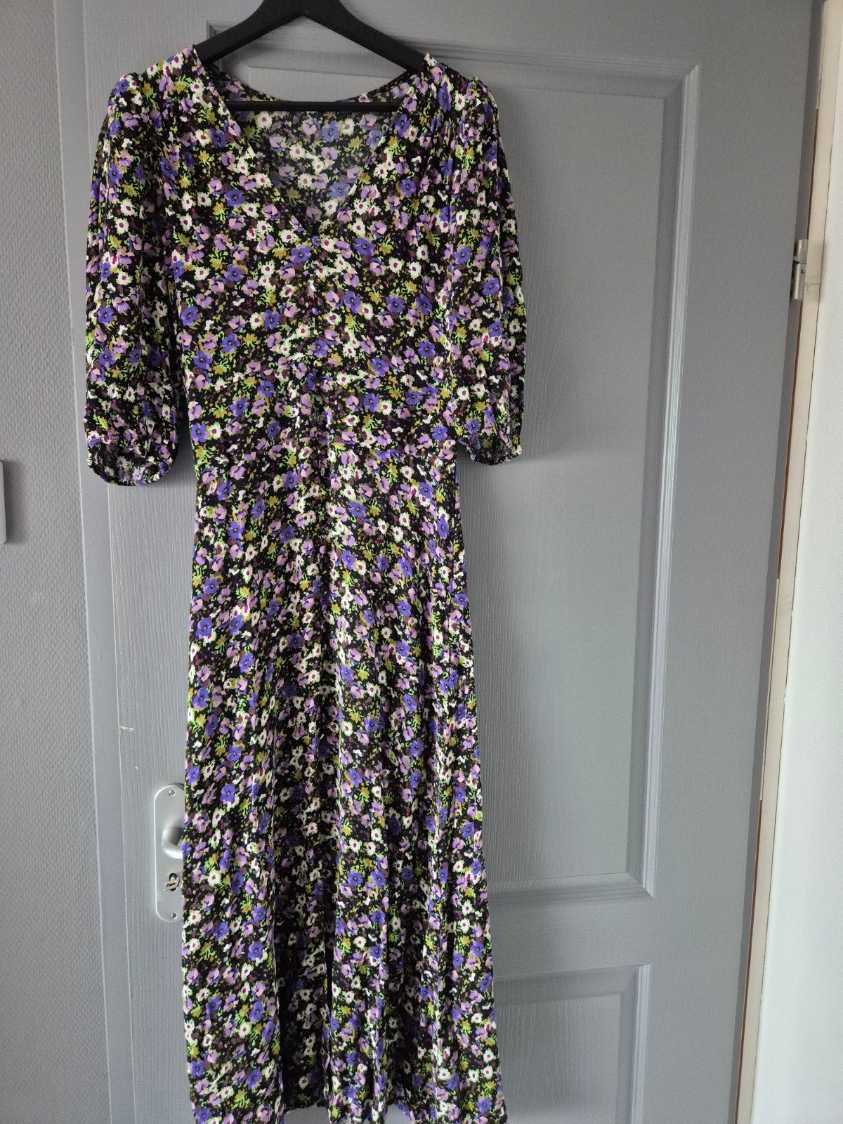 Shoeby Lange Jurk met Bloemenprint - Maat S, Maat 38/40 (M), Ophalen of Verzenden, Zo goed als nieuw, Shoeby