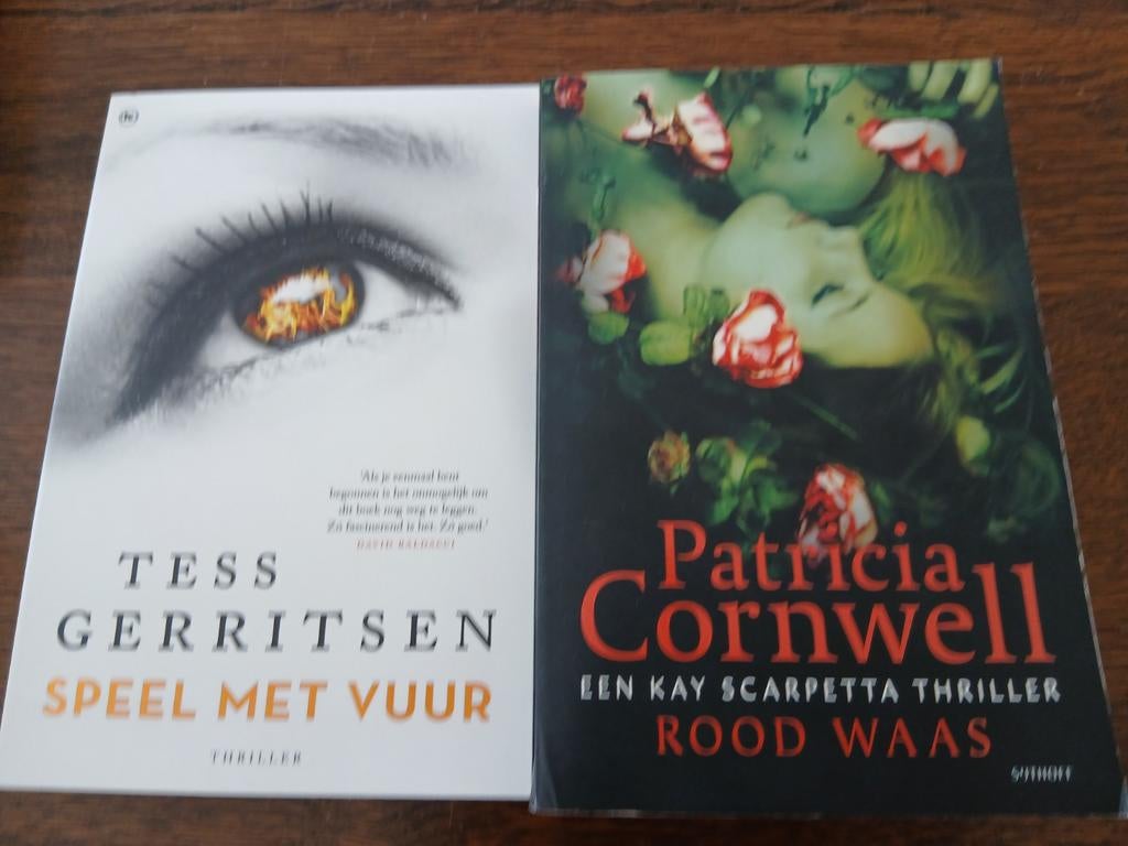 14 DAMES ROMANS BOEKEN, Ophalen, Zo goed als nieuw, FOTO~S
