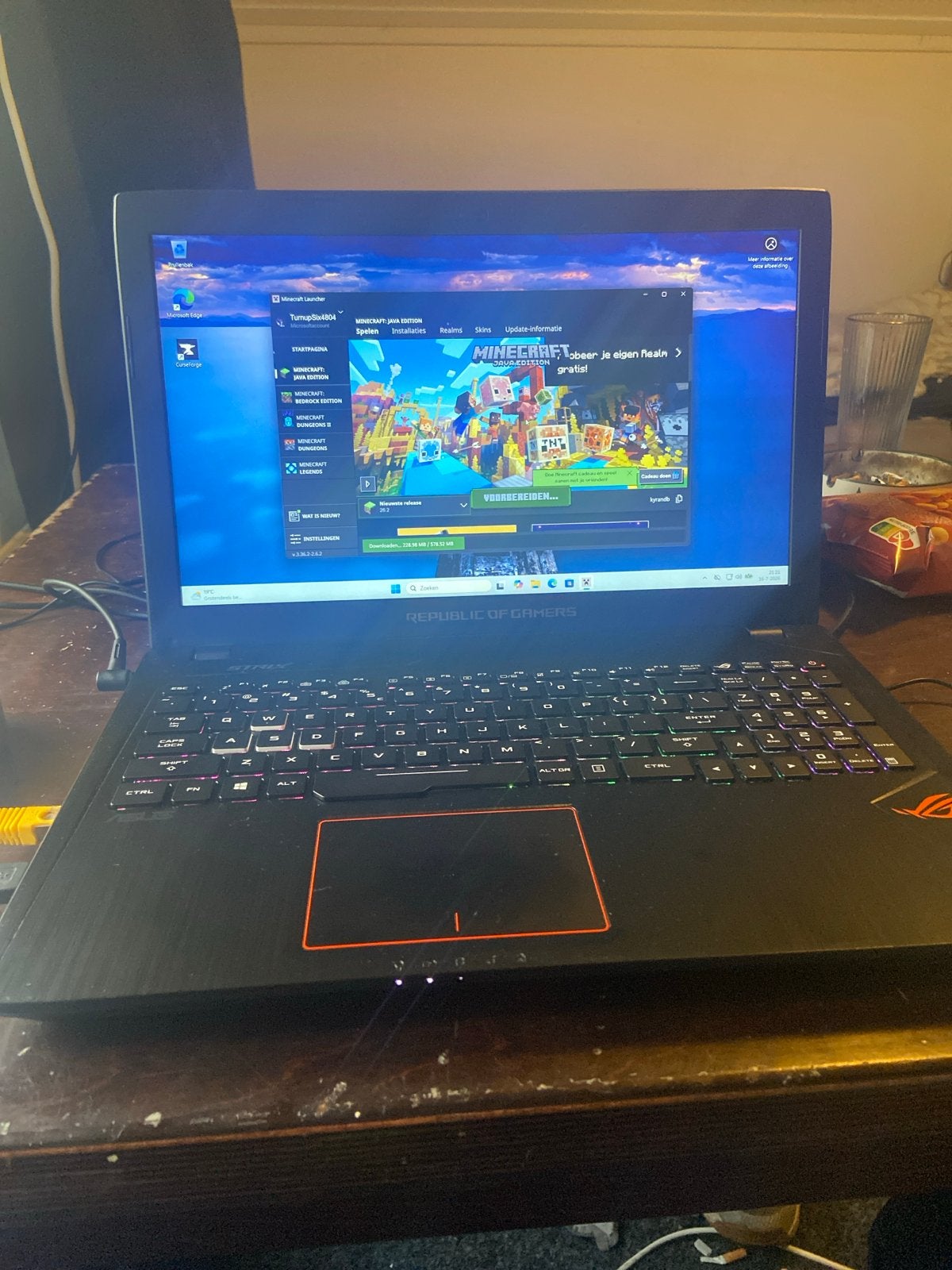 ASUS ROG Gaming Laptop i7-7700HQ, GTX 1050, 8GB RAM, 1.14TB, Gebruikt, 2 tot 3 Ghz, 8 GB, Ophalen of Verzenden
