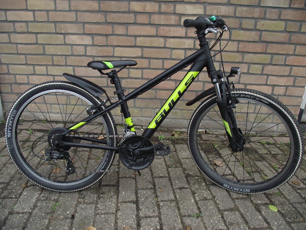 24 inch  jongensfiets  bulls  mtb  21 speed, Hardtail, Velgrem, Zo goed als nieuw, Ophalen