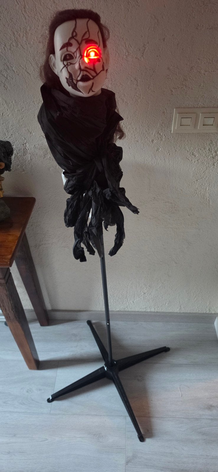 Griezelige Halloween pop met lichtgevend oog, Gebruikt, Overige thema's, Overige typen, Meerkleurig