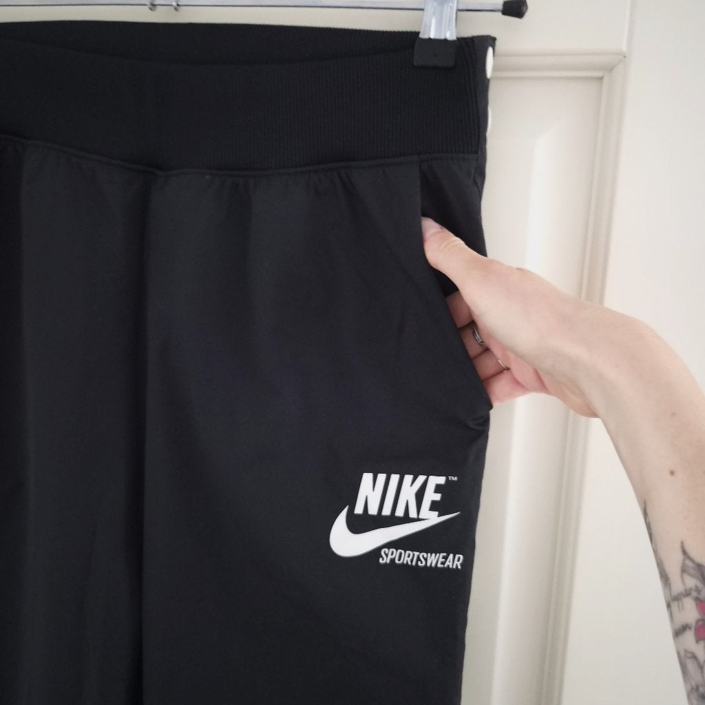 Nike Sportswear tearaway broek drukknopen zwart S 51940, Zwart, Nike Inc., Overige typen, Nike