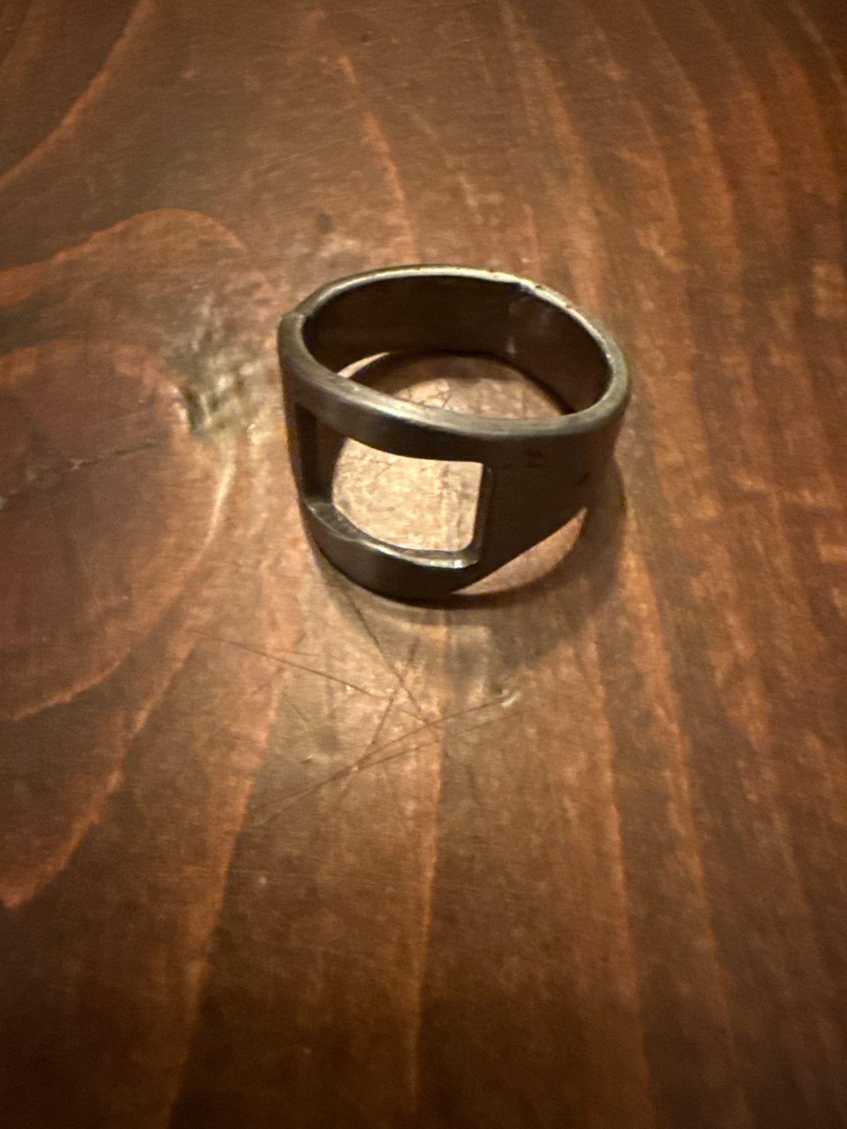 Ring met bier flesopener, 18 tot 19, Gebruikt, IJzer of Staal, Ophalen of Verzenden