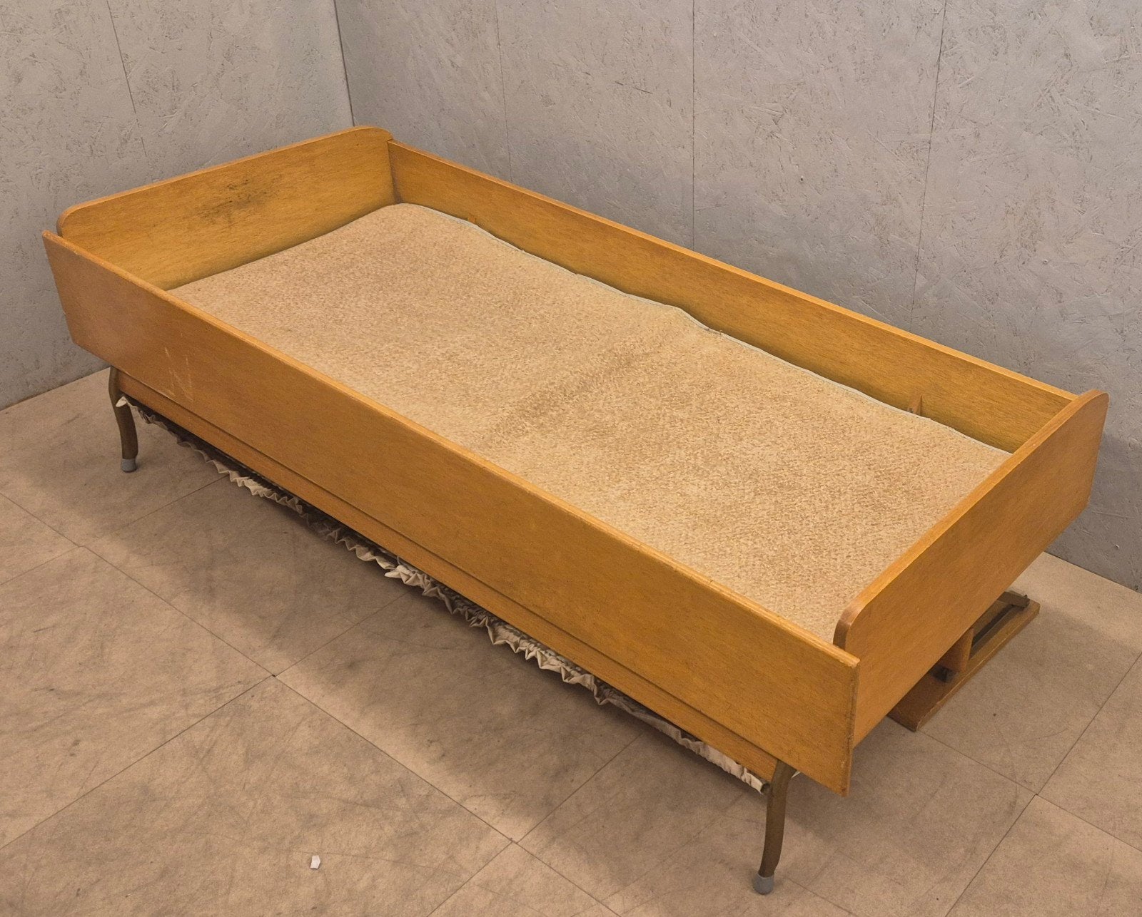 Vintage opklapbed logeerbed 200 cm teaklook, Ophalen