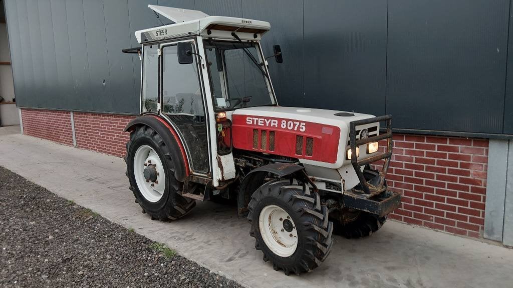 Steyr 8075 smalspoor 2WD (38km) weinig uur! 8075 (bj 1993), Gebruikt, Steyr, 2500 tot 5000
