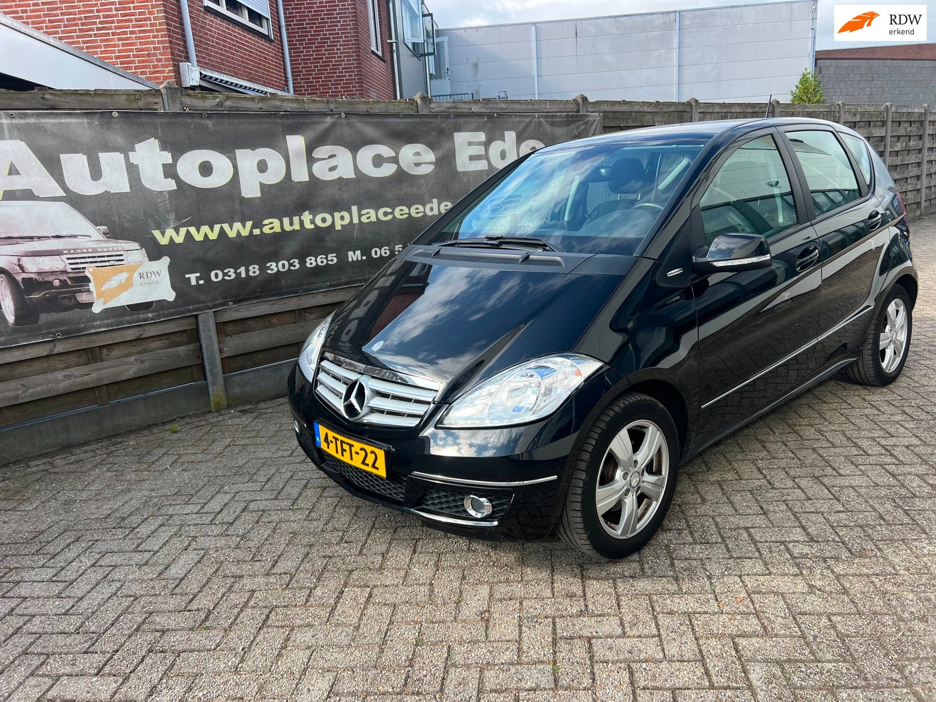 Mercedes-Benz A-klasse 180 Avantgarde AUTOMAAT AIRCO 1e eige, Euro 5, Gebruikt, Zwart, 4 cilinders