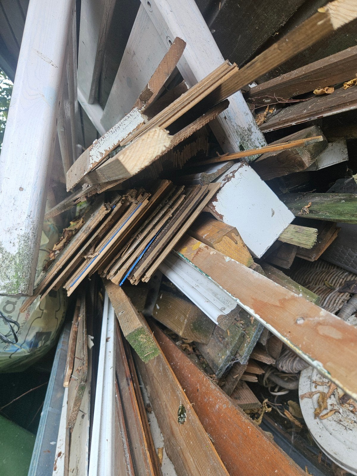 Gratis diverse houten planken en latten, Doe-het-zelf en Verbouw, Hout en Planken, Ophalen