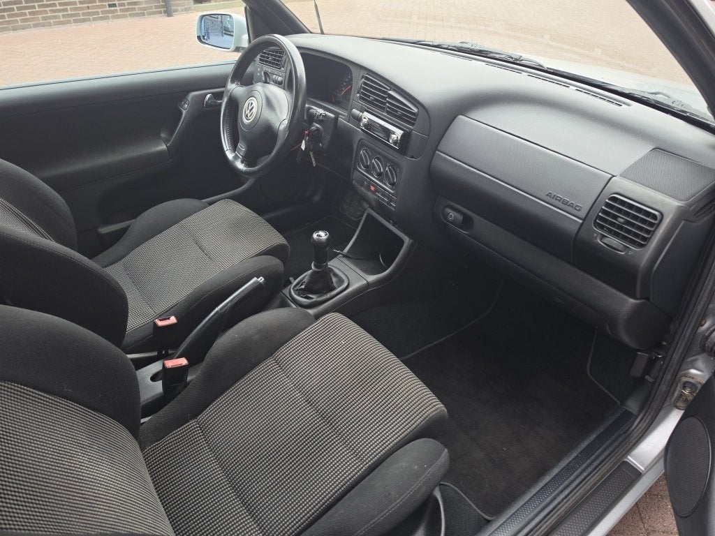 Volkswagen Golf Cabriolet | NL Auto | Cruise | 2.0 Highline, Auto's, Stof, Gebruikt, 4 cilinders, 4 stoelen