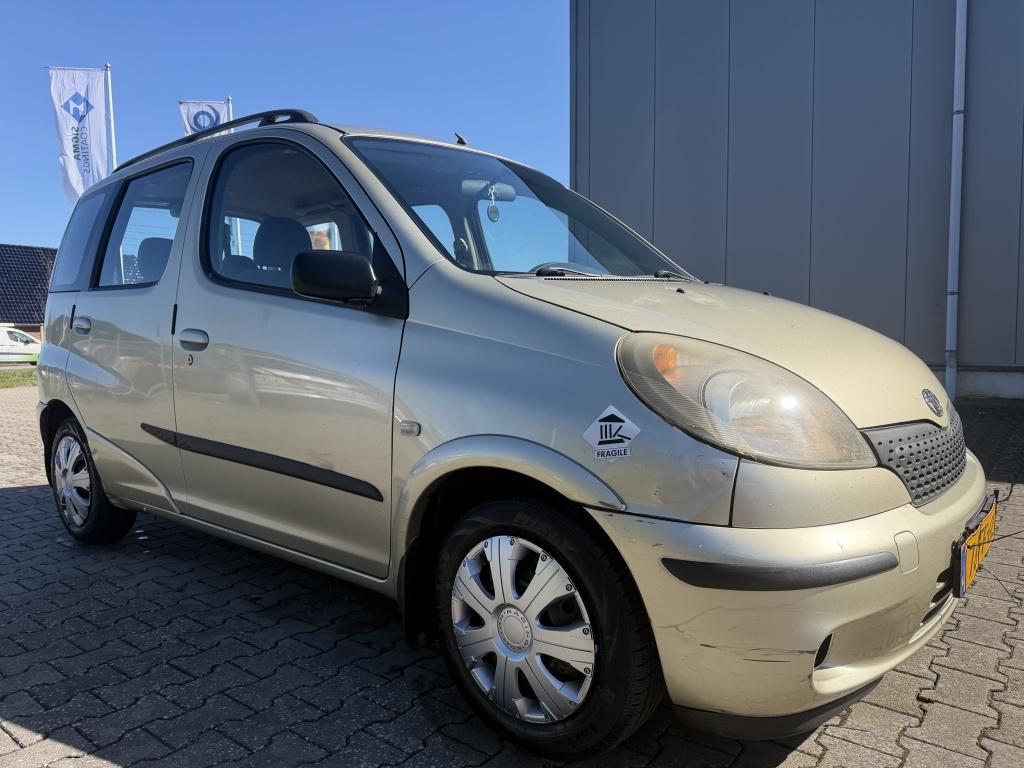Toyota Yaris Verso 1.3 16v APK: Nieuw bij aflevering, Auto's, Voorwielaandrijving, 1299 cc, 86 pk, 4 cilinders