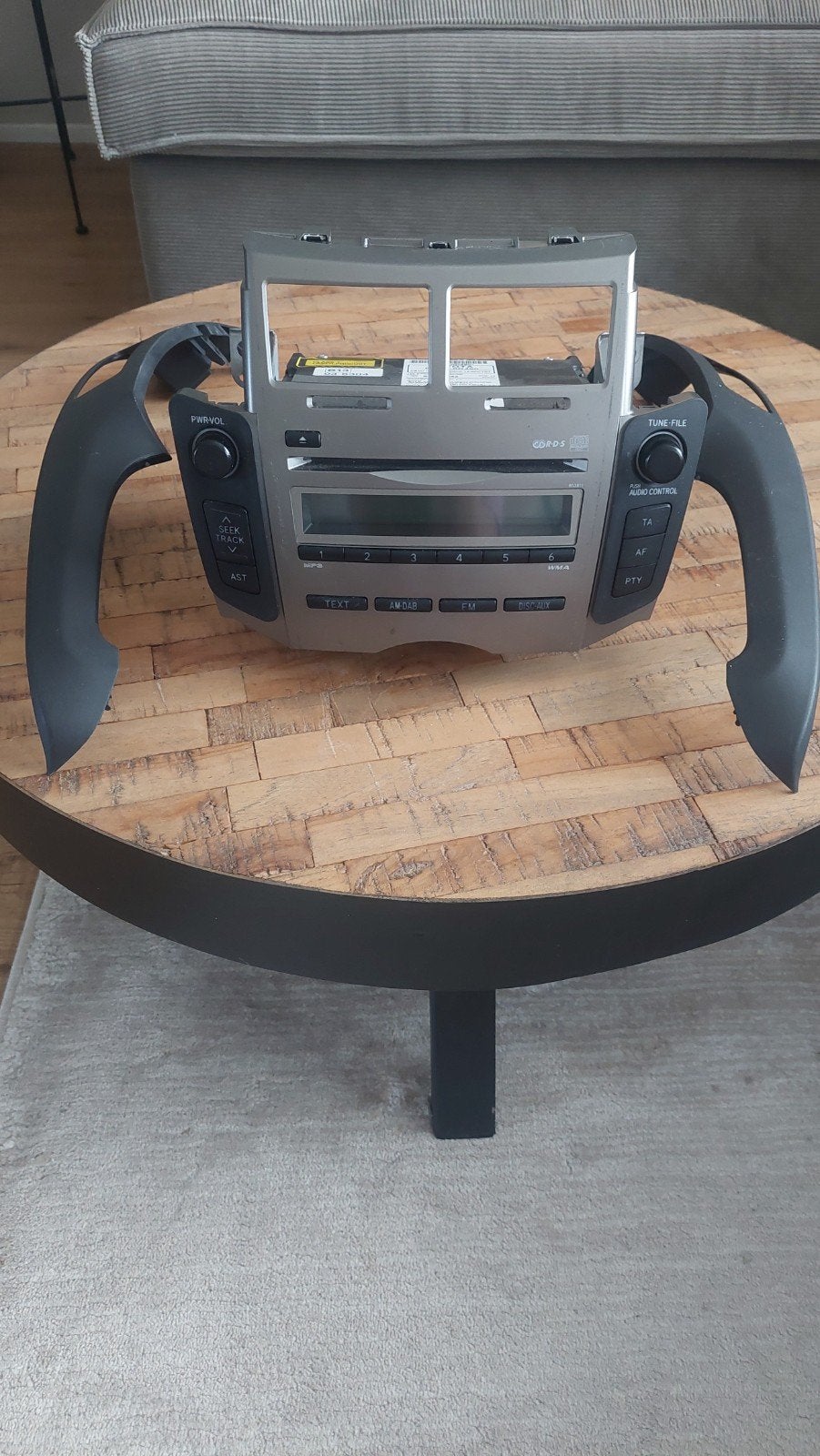 Toyota Yaris Radio CD-speler 86120-0D490, Auto diversen, Ophalen, Gebruikt