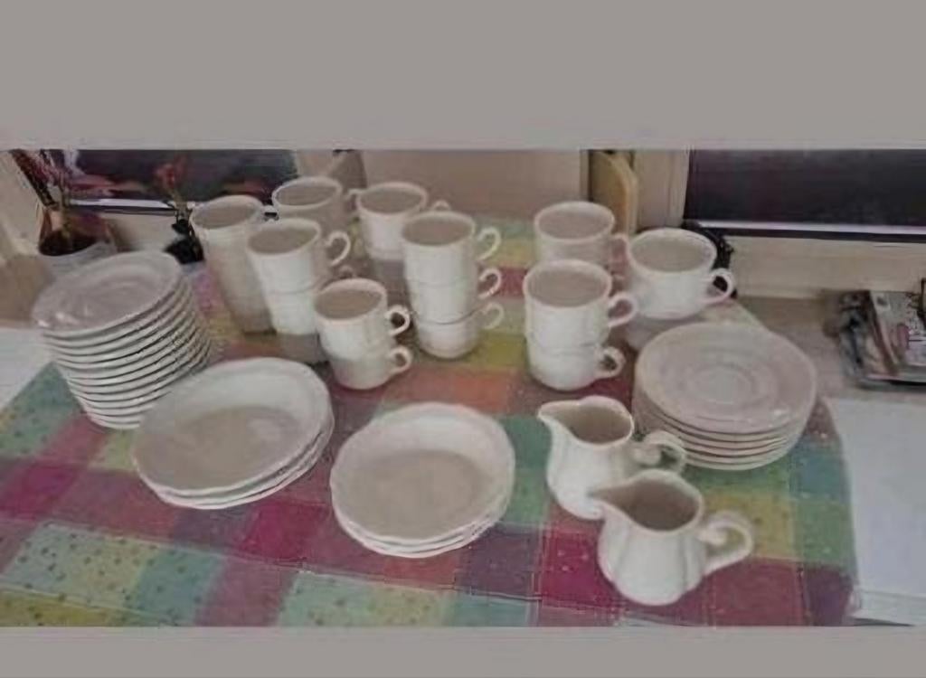 Renaissance Grand Slam Hotel Porselein Servies, Ophalen of Verzenden, Zo goed als nieuw, Overige stijlen, Porselein