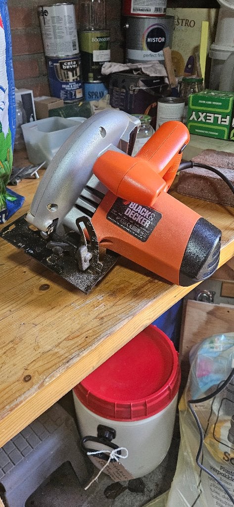 Black & Decker Cirkelzaag - Gebruikt maar functioneel, Ophalen, Gebruikt, Cirkelzaag, 600 tot 1200 watt