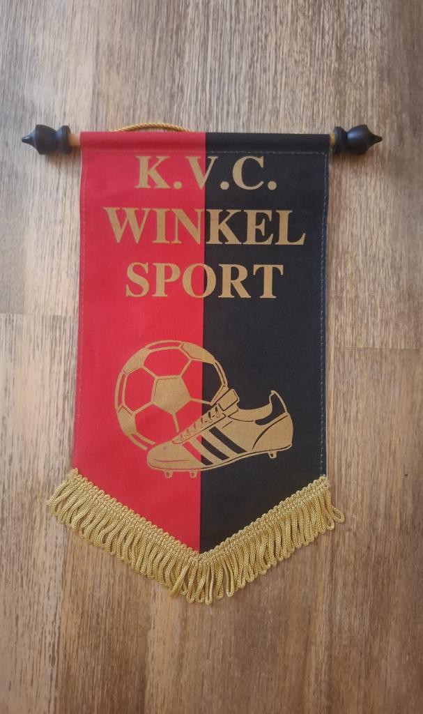 KVC Winkel Sport vaantje, Verzamelen, Sportartikelen en Voetbal, Ophalen of Verzenden, Zo goed als nieuw, Buitenlandse clubs, Vaantje of Sjaal