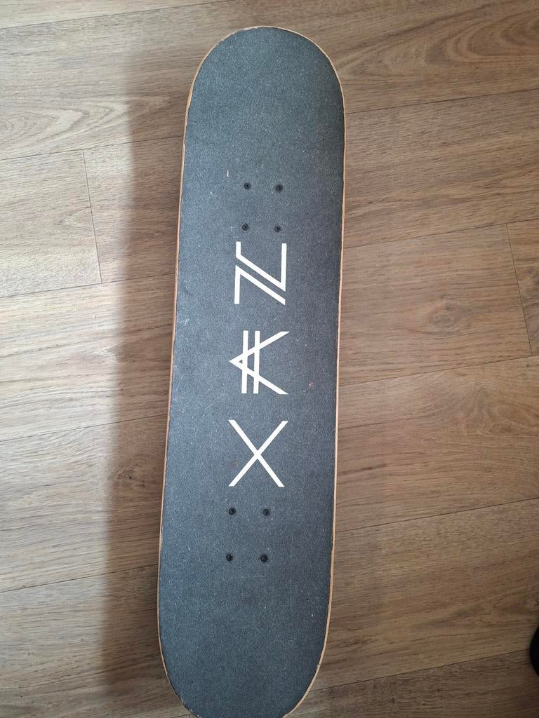 NKX Skateboard 32 inch, Ophalen of Verzenden, Zo goed als nieuw, Skateboard