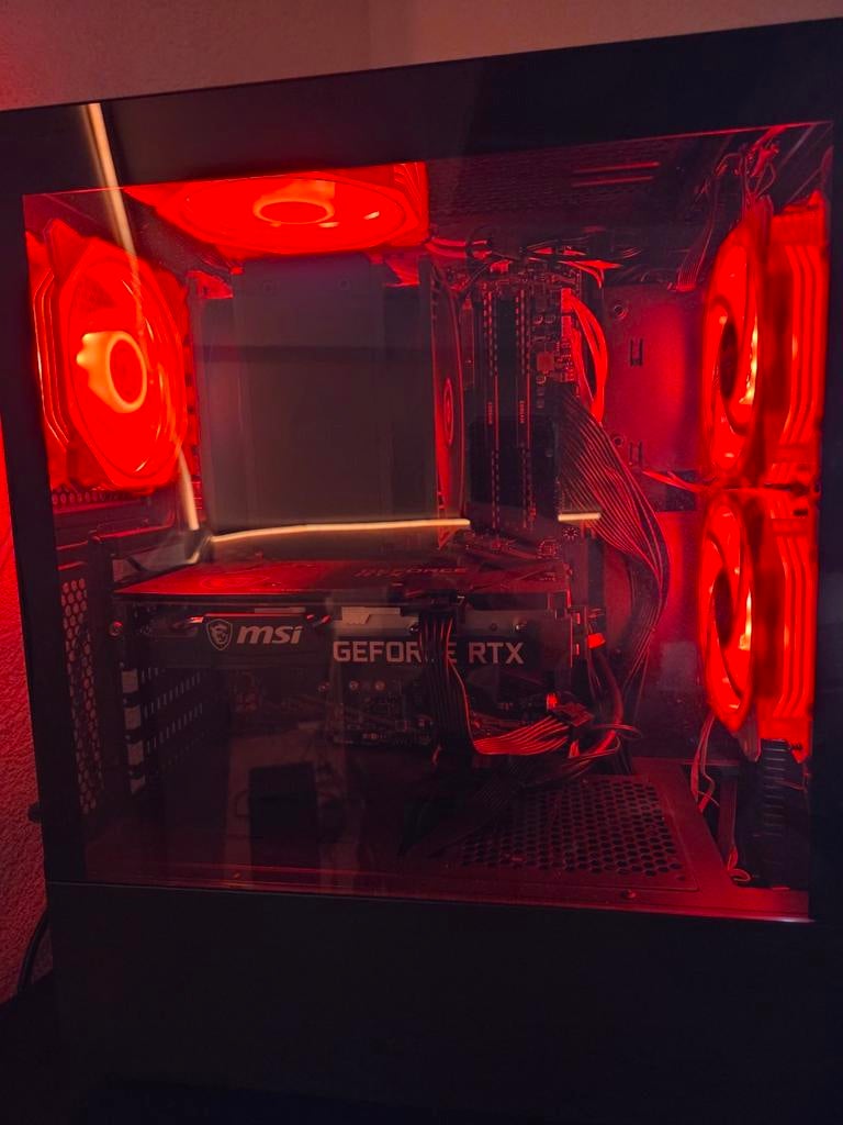 Game PC AMD Ryzen 5 5600X - Krachtige Gaming Computer, Computers en Software, Desktop Pc's, Gebruikt, 3 tot 4 Ghz, SSD, 32 GB