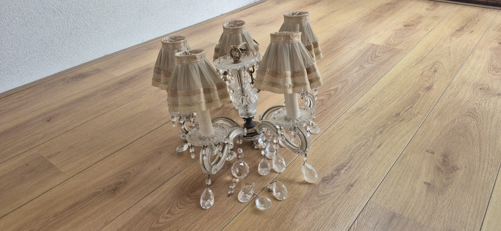 Vintage kroonluchter, Huis en Inrichting, Lampen | Kroonluchters, Ophalen of Verzenden, Gebruikt, Glas, Klassieke Hollywood Regency of boudoir style