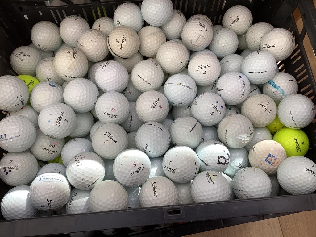 Titleist golfballen. Pro v1, Sport en Fitness, Golf, Ophalen of Verzenden, Zo goed als nieuw, Bal(len)