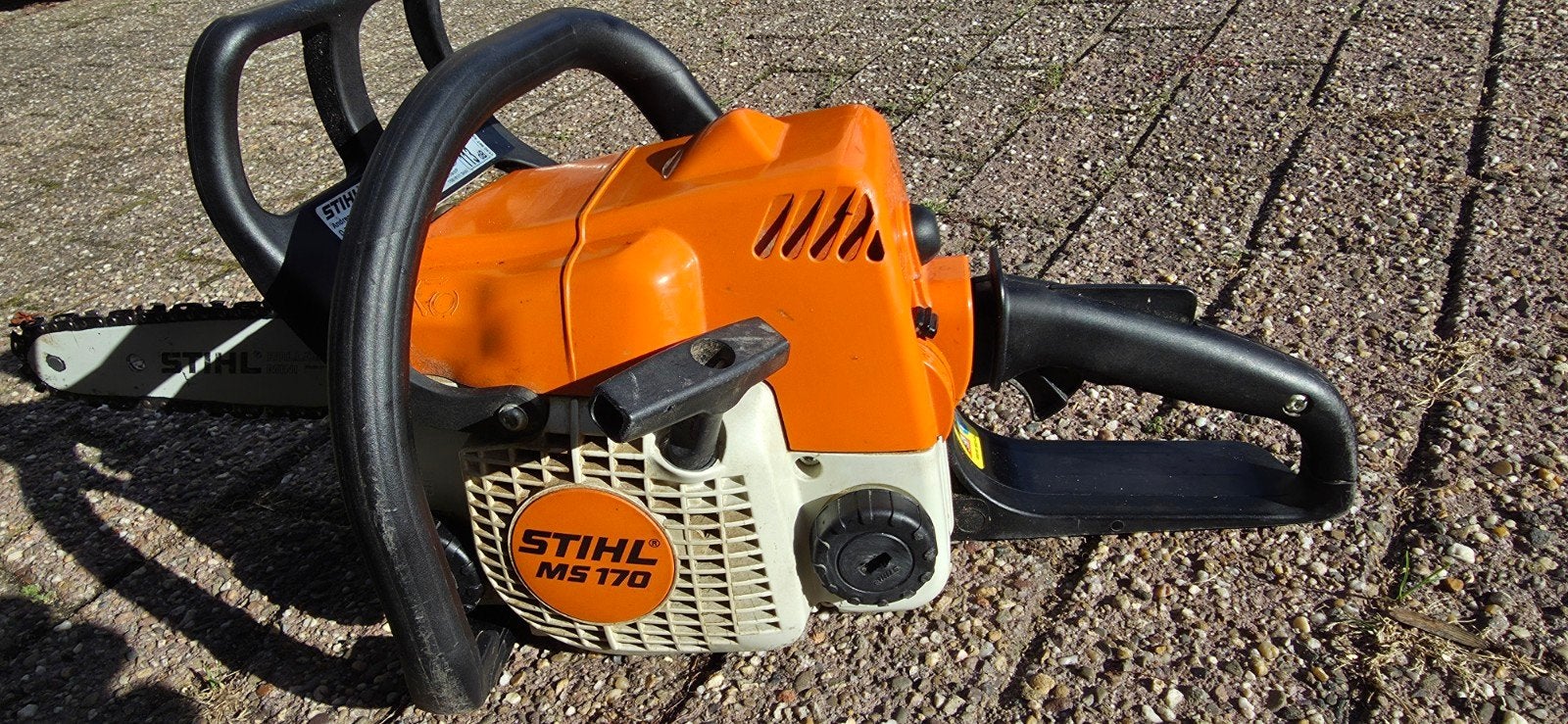 Stihl kettingzaag MS 170.