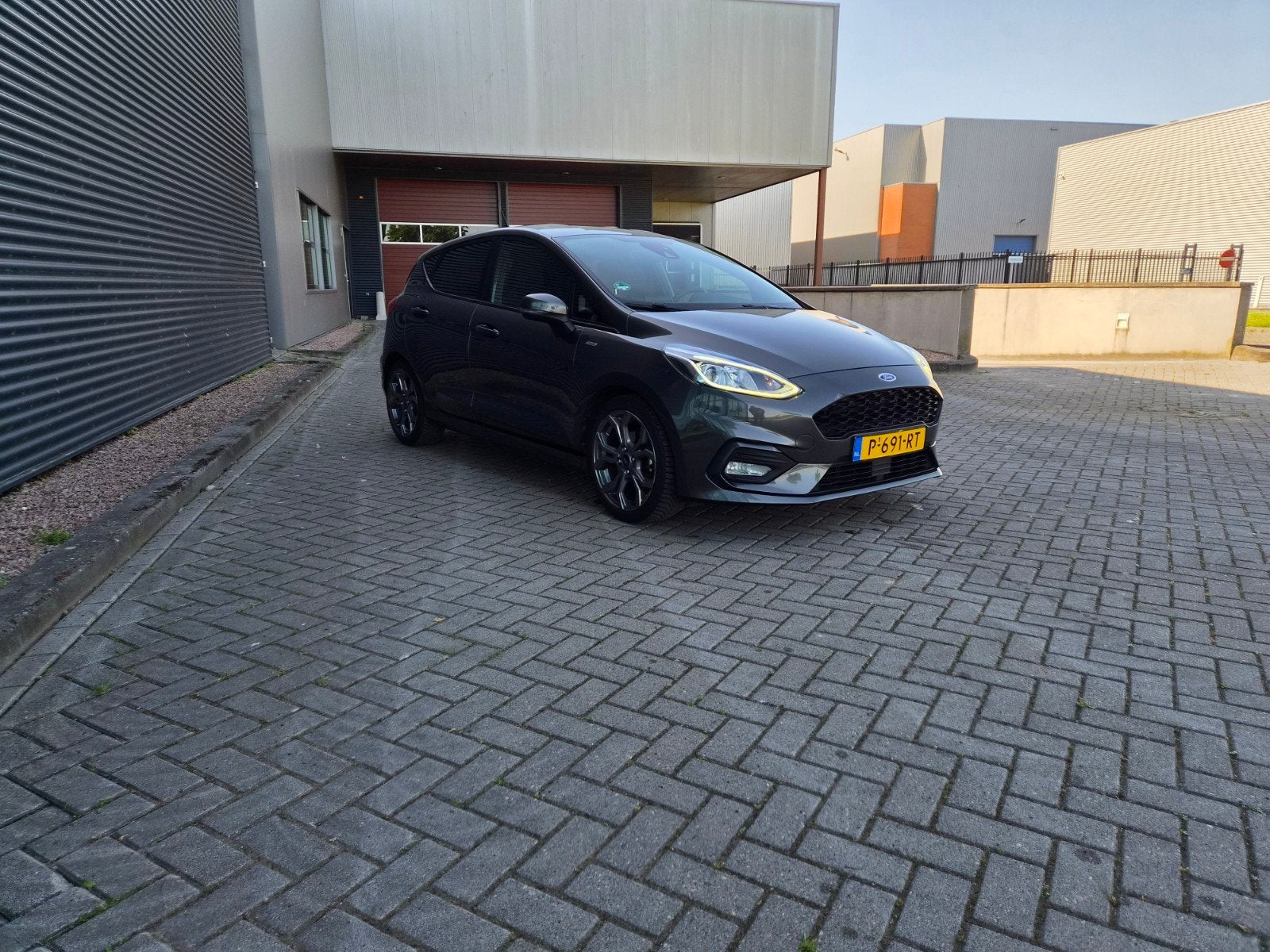 Ford Fiësta 1.0 Ecoboost 125pk Mhev ST-line X, Voorwielaandrijving, Stof, Euro 6, Lichtsensor