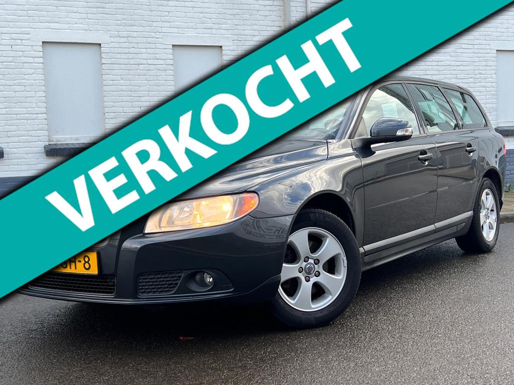 Volvo V70 2.0 Limited Edition|Leder|Navi|PDC|Trekhaak|Cruise, Gebruikt, Zwart, Handgeschakeld, 1467 kg