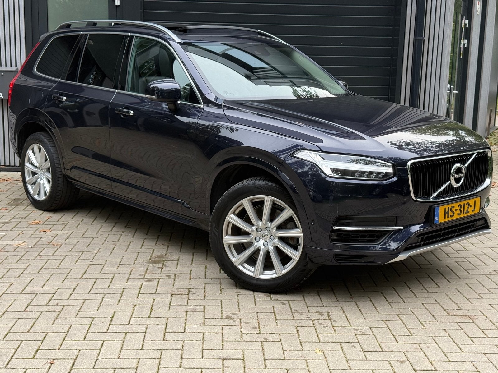 Volvo XC90 2.0 T8 Twin Engine AWD Momentum (bj 2015), Auto's, Gebruikt, 4 cilinders, 1969 cc, Blauw