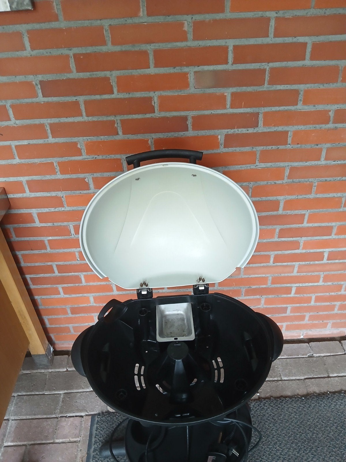 Elektrische BBQ met standaard - Ideaal voor balkon/tuin, Tuin en Terras, Ophalen, Gebruikt, Onbekend