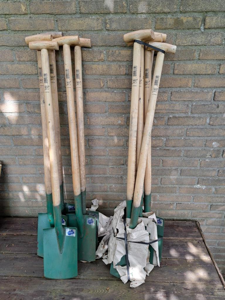 Spade/steekschop, Ophalen
