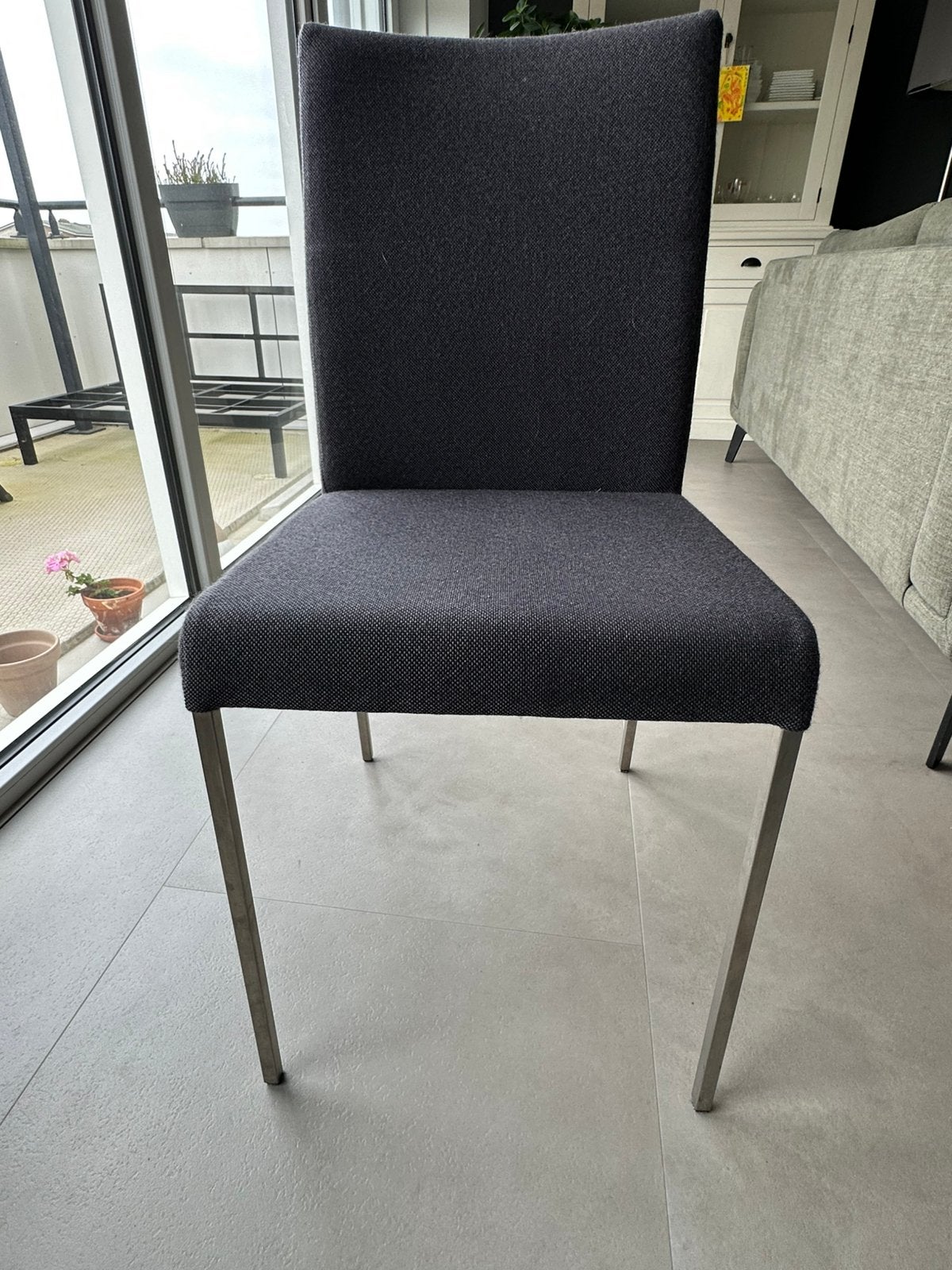 Eetkamerstoel, Huis en Inrichting, Ophalen, Zo goed als nieuw, Vijf, Zes of meer stoelen, Modern