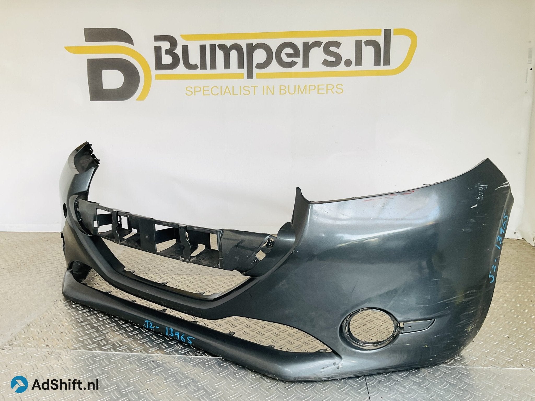 Bumper Peugeot 208 12-16 967279447700 Voorbumper 2-J2-139z, Auto-onderdelen, Carrosserie en Plaatwerk, Bumper