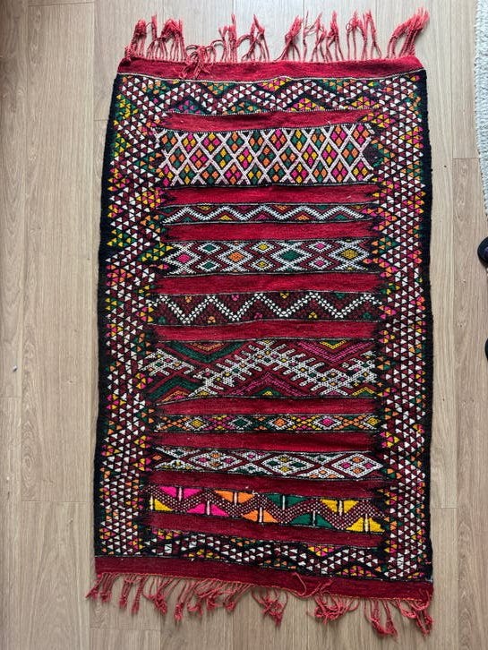 Handgemaakt Marokkaans wollen kleed - 89x144 cm - Nieuw, Huis en Inrichting, Stoffering | Tapijten en Kleden, 100 tot 150 cm, Nieuw