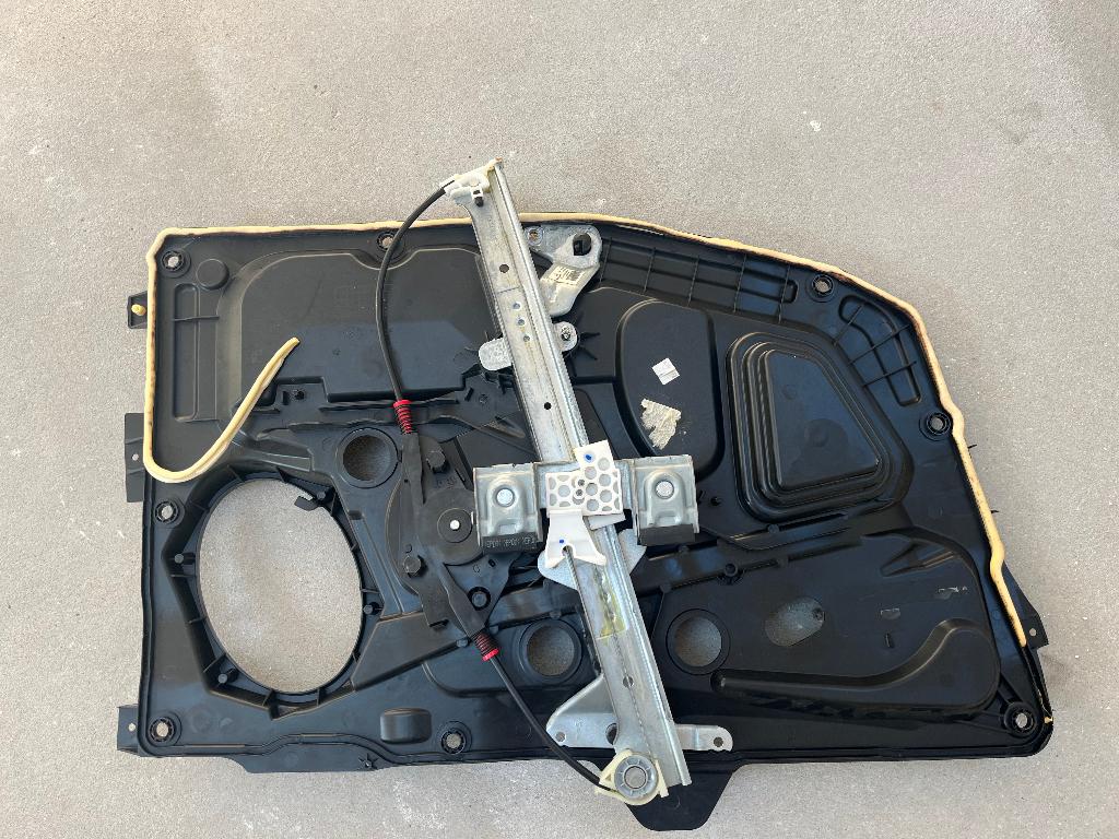 Ford fiesta 2002-2008 elektrisch raam-mechanisme rechtsvoor, Auto-onderdelen, Ruiten en Toebehoren, Ophalen of Verzenden, Gebruikt