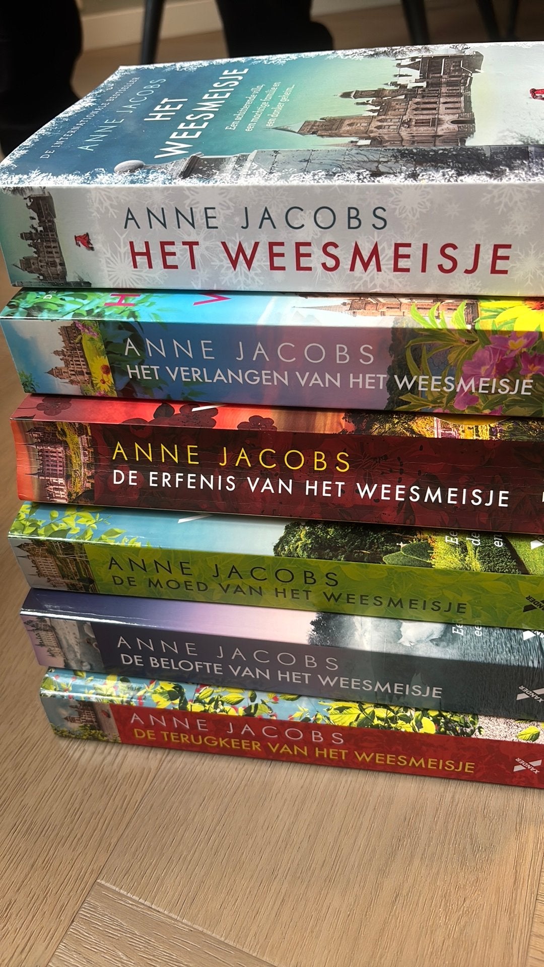 Anne Jacobs - Het weesmeisje, 6 delen, Ophalen of Verzenden, Zo goed als nieuw, Anne Jacobs