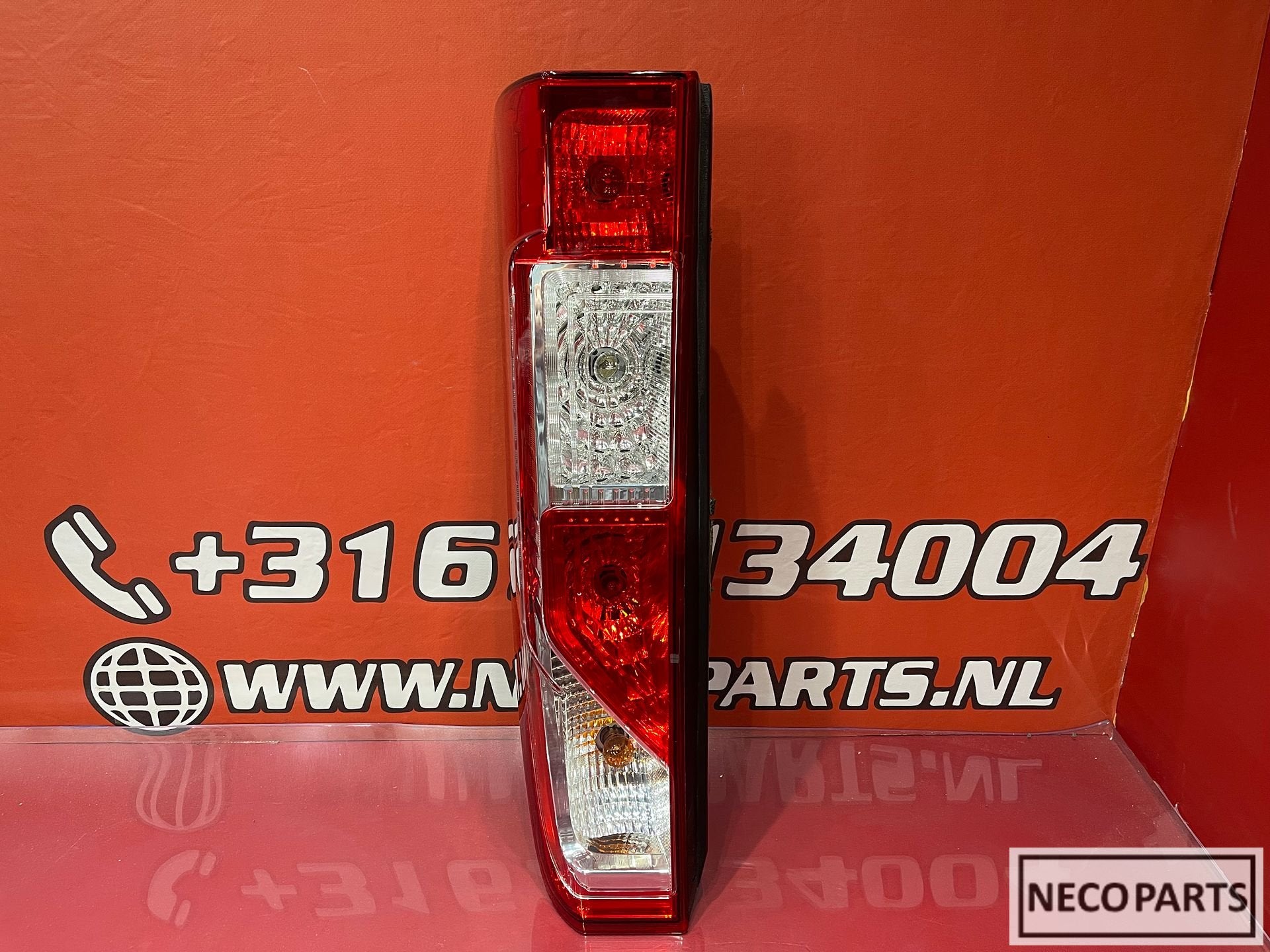 RENAULT MASTER ACHTERLICHT 265500023r ORIGINEEL, Gebruikt, -, Renault, -