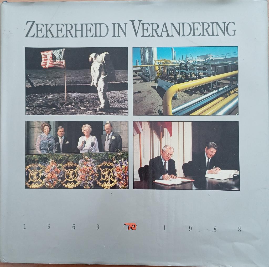 Zekerheid in verandering - Nationale Nederlanden 1963-1988, Boeken, Geschiedenis | Stad en Regio, Gelezen, 20e eeuw of later, Ophalen of Verzenden