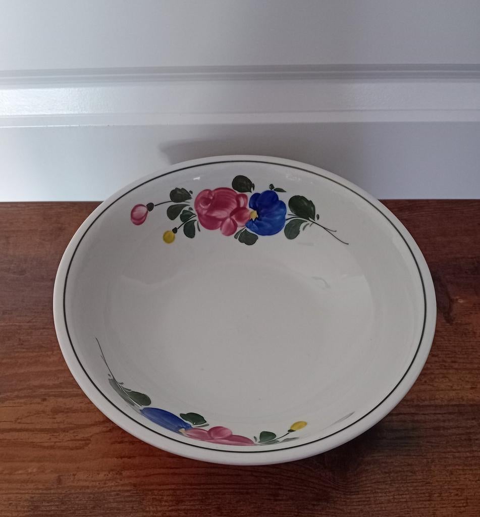 Brocante schaal Lilien Porzellan, Ophalen of Verzenden, Porselein, Overige stijlen, Schaal of Schalen