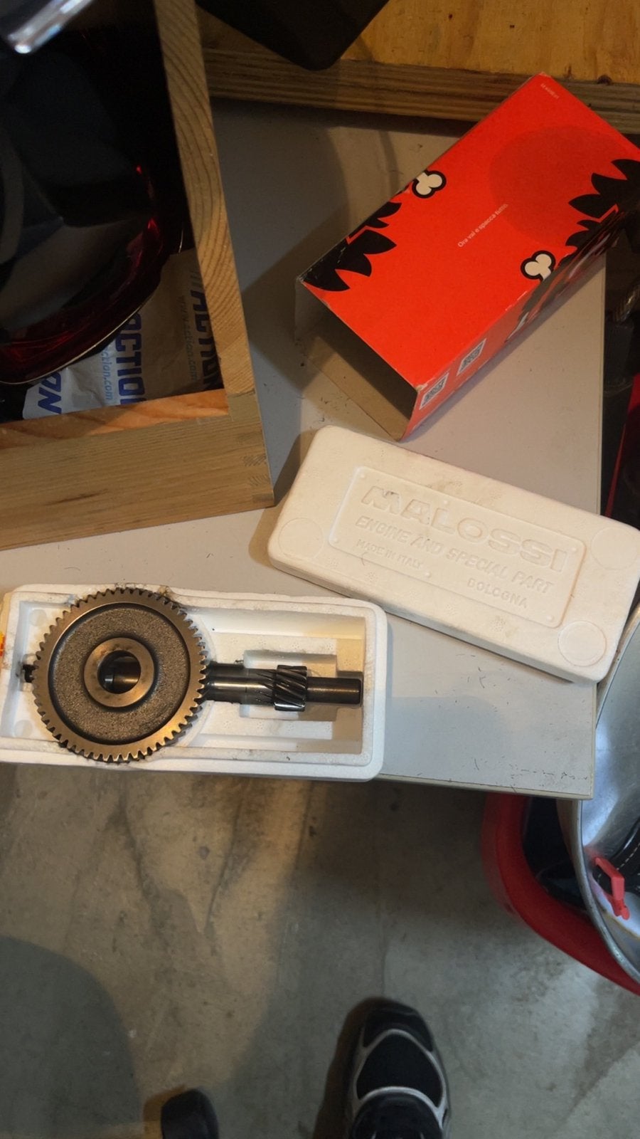Vespa sprint snor vertanding primair en secundair, Ophalen of Verzenden, Gebruikt, Blok, Piaggio