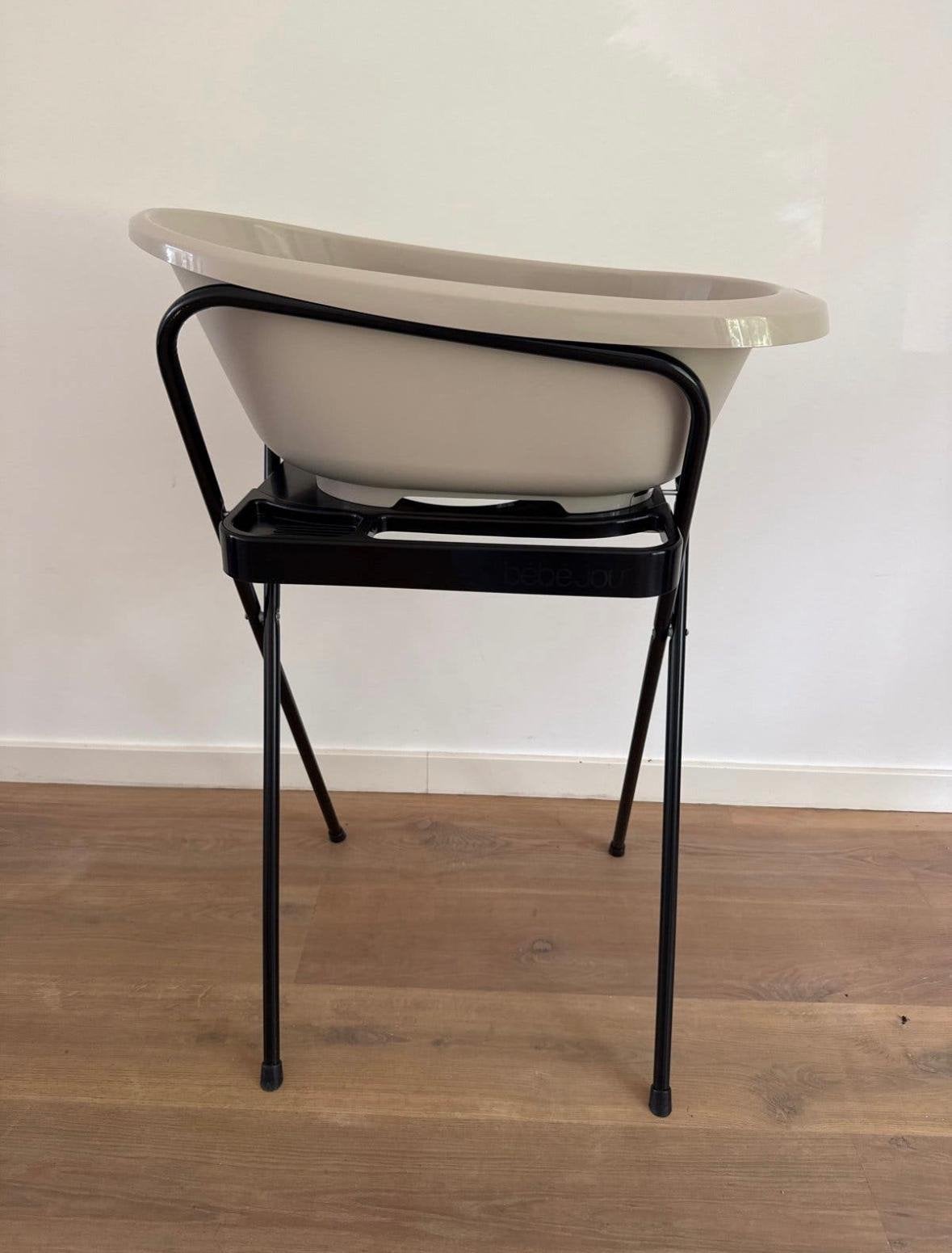 Bébé babybadje met standaard - Zo goed als nieuw, Kinderen en Baby's, Badjes en Verzorging, Ophalen, Zo goed als nieuw, Badje