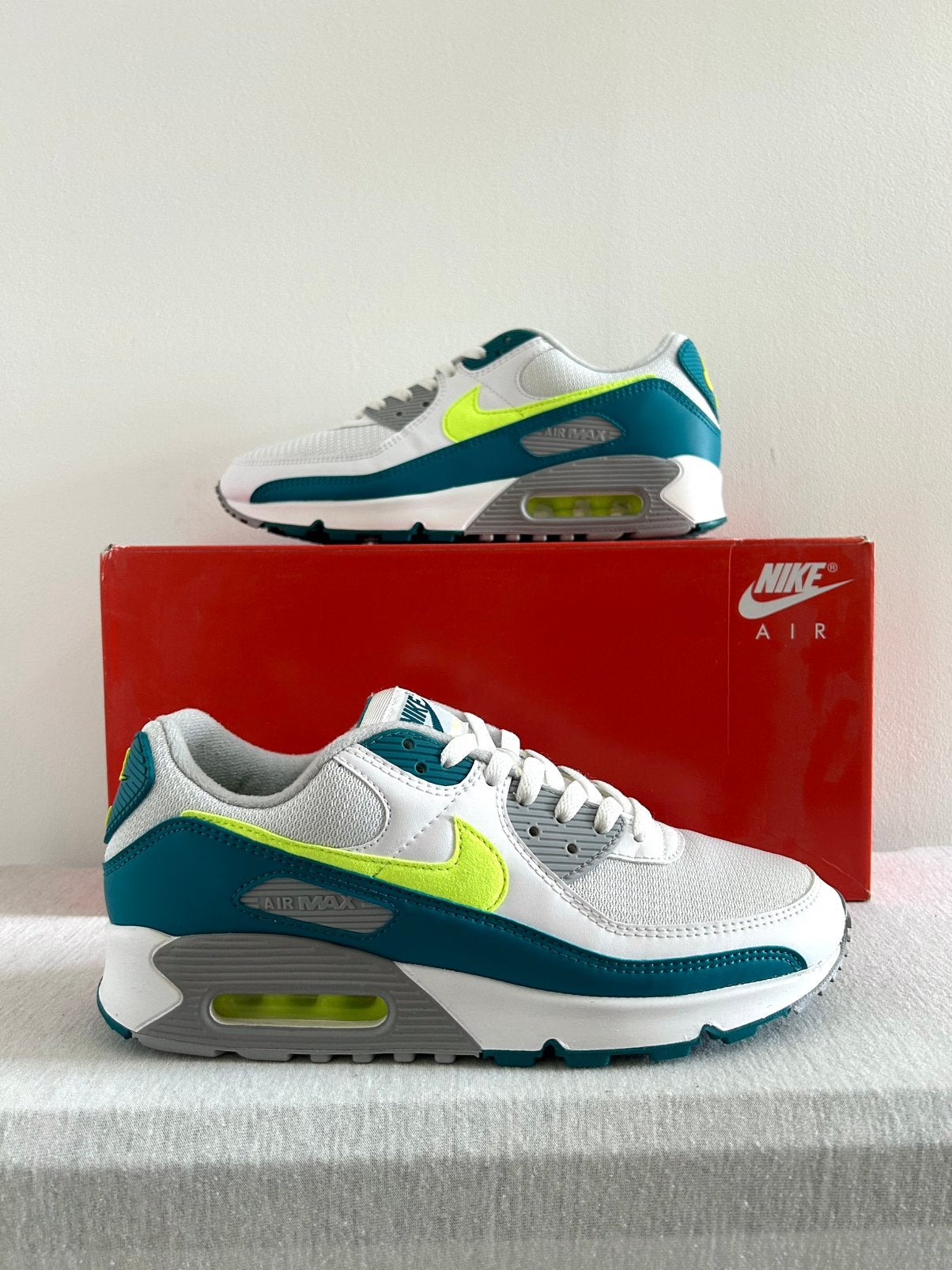 Nike Air Max 90 III Spruce Lime (EU 42,5), Wit, Nike, Ophalen of Verzenden, Sneakers of Gympen