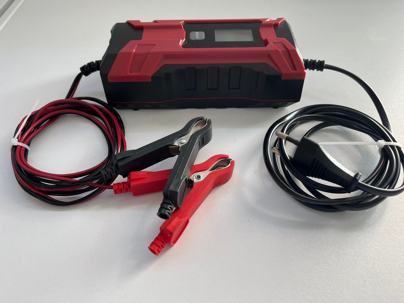 Fluxon acculader 6V 12V auto motor, Gebruikt