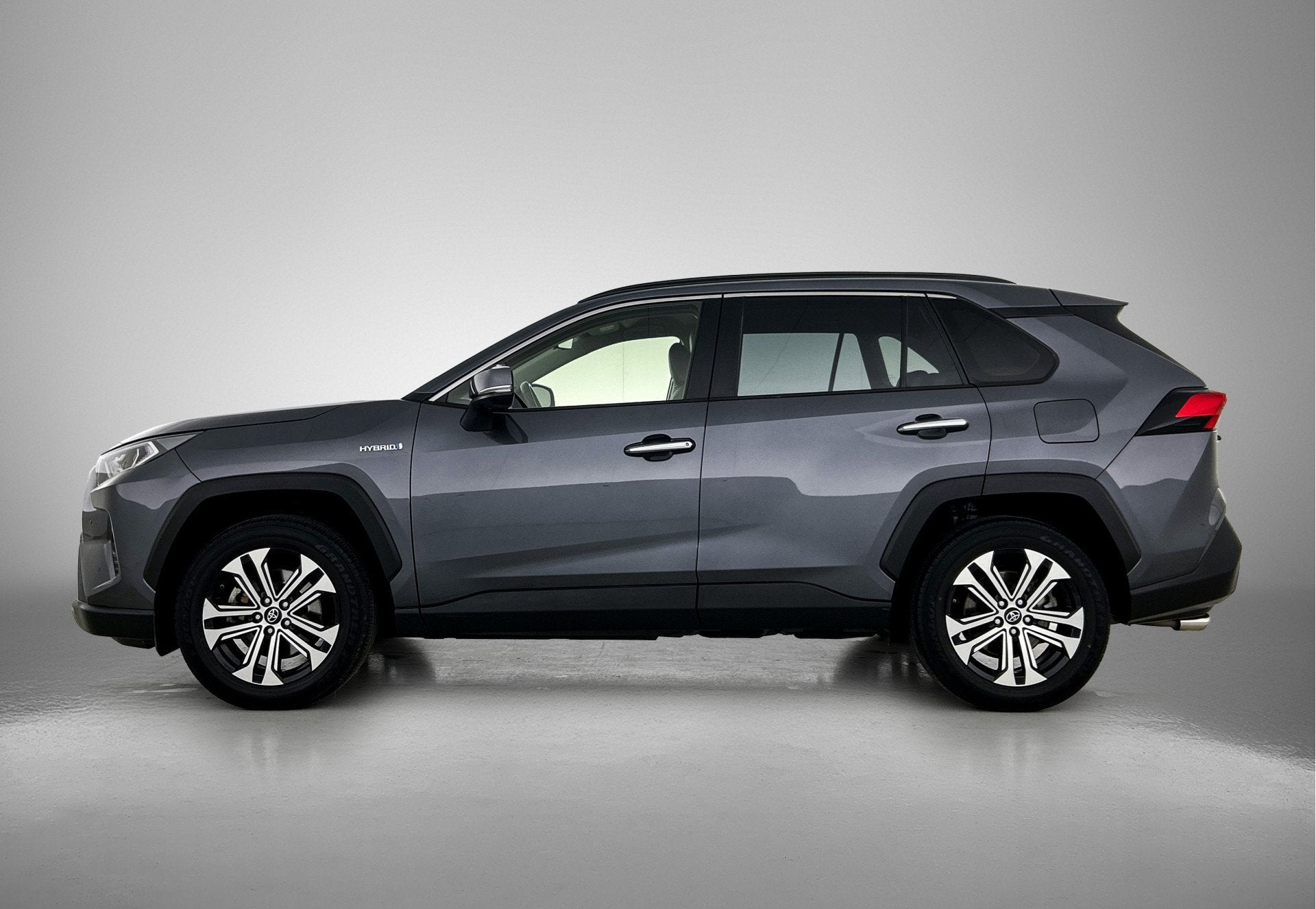 Toyota RAV4 2.5 Hybrid AWD Executive | Trekhaak | 1.650 kg T, Automaat, 12 maanden, Gebruikt, 4 cilinders