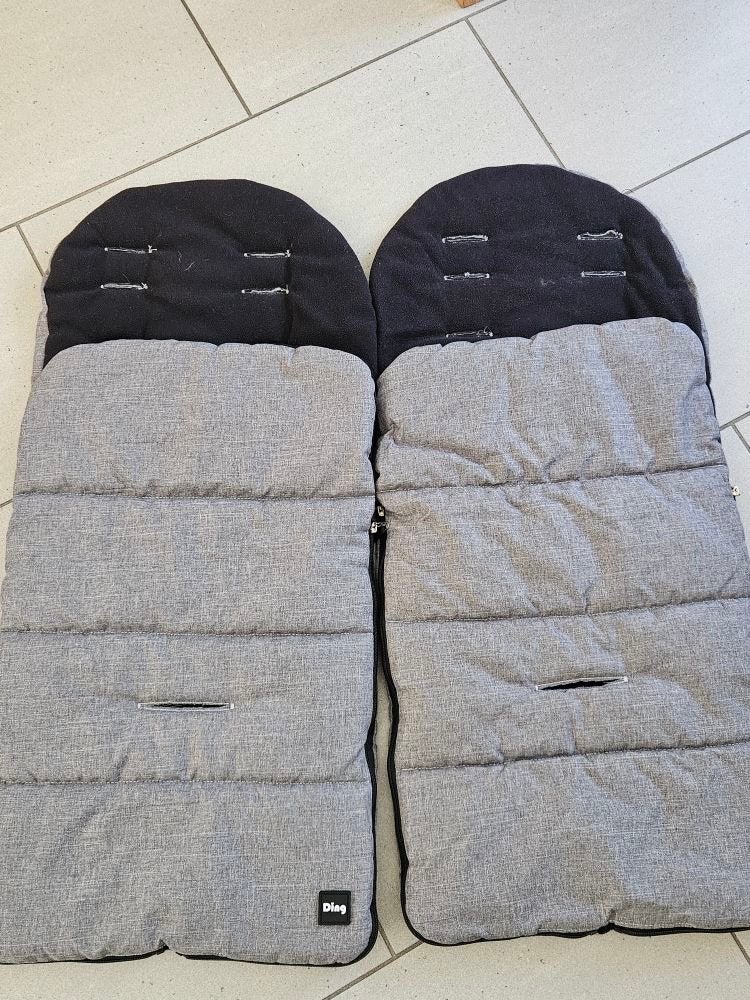 Duo kinderwagen met voetenzakken, Kinderen en Baby's, Kinderwagens en Combinaties, Duowagen, Zo goed als nieuw, Ophalen, Kinderwagen