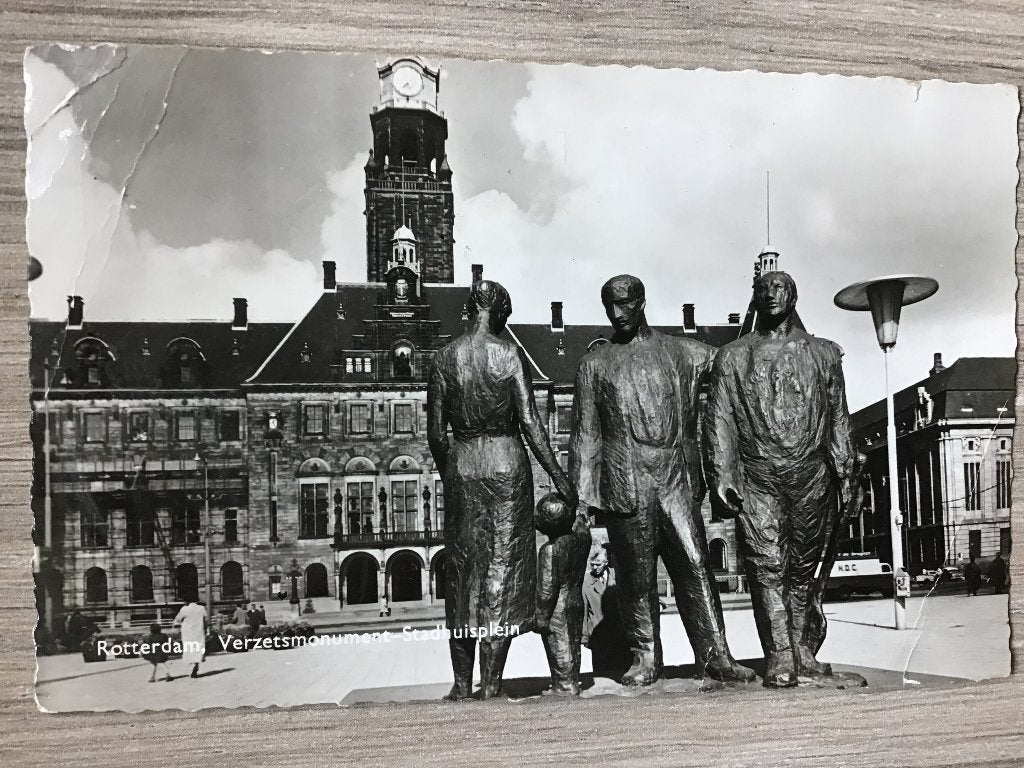 Oude kaart Rotterdam Verzetsmonument Stadhuisplein 1959, Ophalen of Verzenden, 1940 tot 1960, Gelopen, Zuid-Holland
