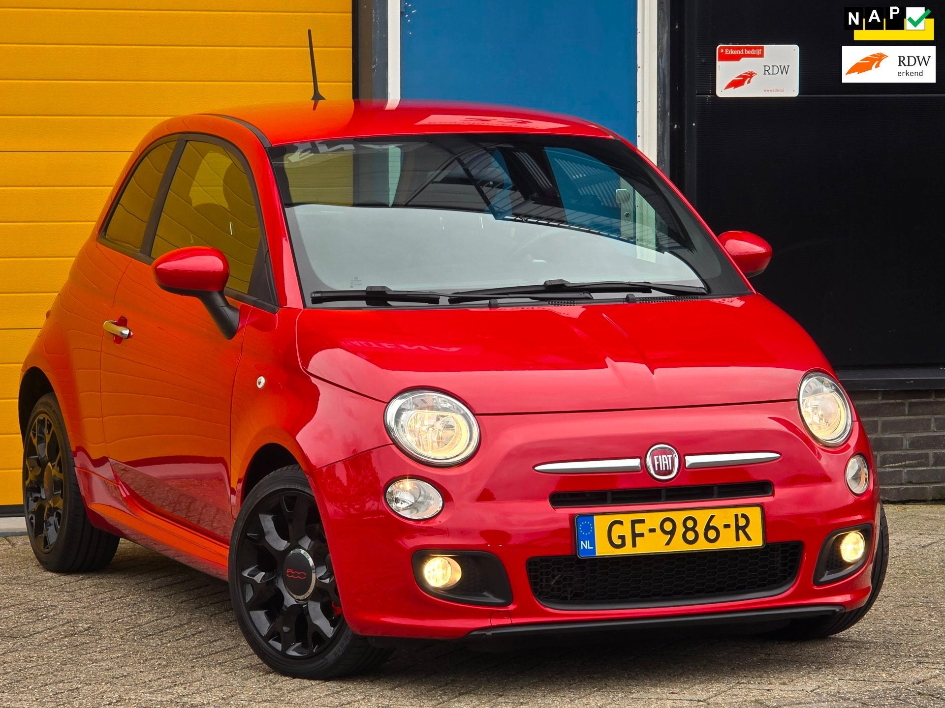 Fiat 500 0.9 TwinAir Turbo 500 SPORT / Airco / Leder / Elek, Auto's, Voorwielaandrijving, Gebruikt, Leder en Stof, 905 kg