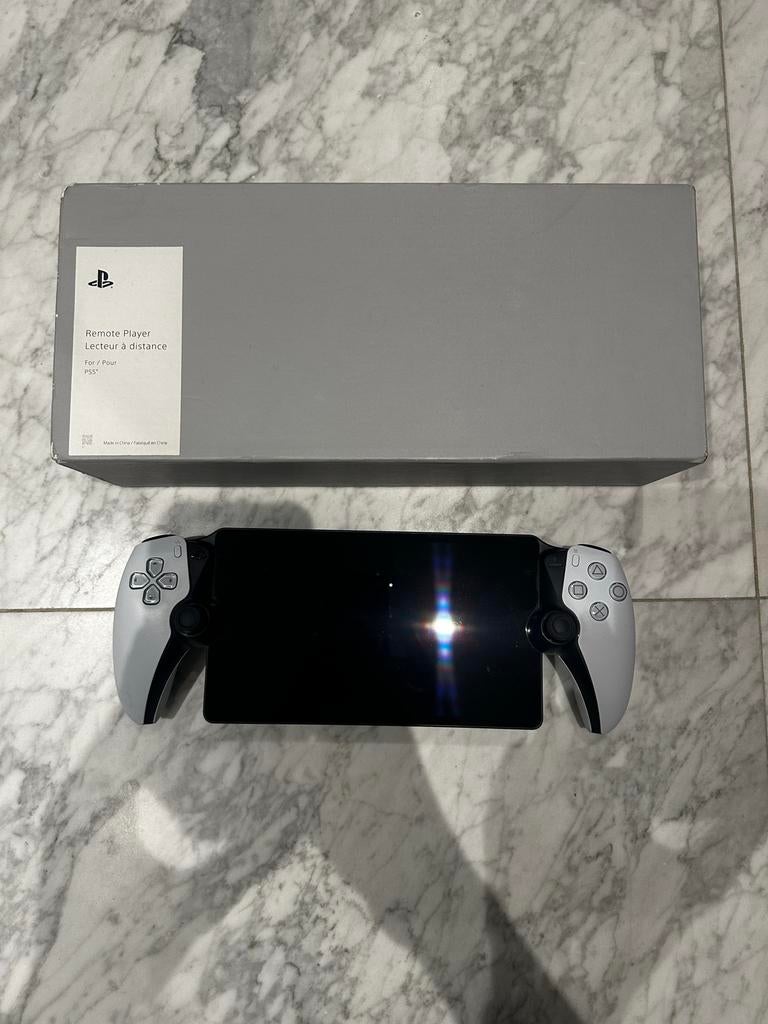 PlayStation Portal + oplader - Zo goed als nieuw, Spelcomputers en Games, Spelcomputers | Sony PlayStation 5, Ophalen of Verzenden