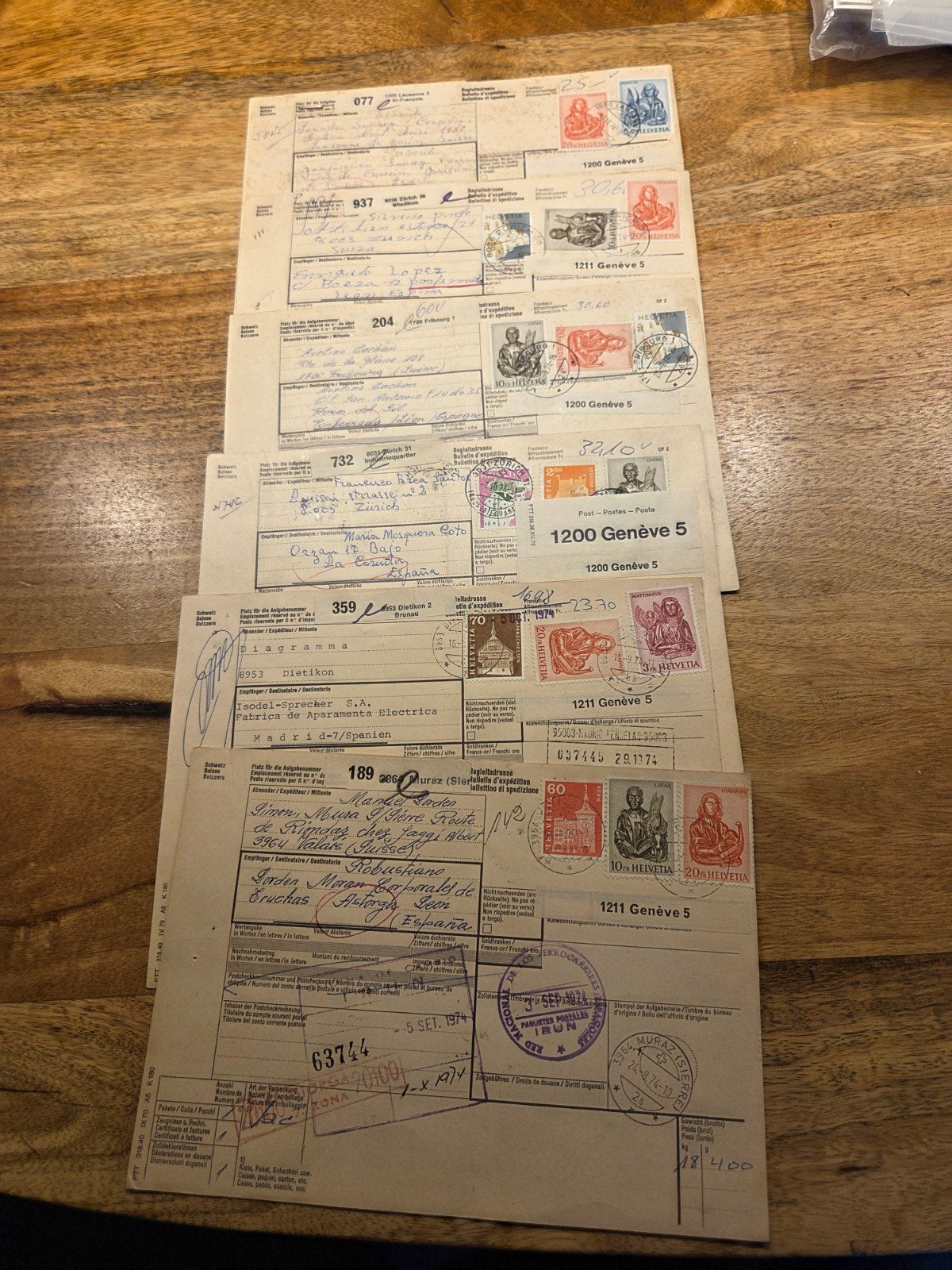 Kavel van 6 Zwitserse Pakketkaarten (1974) naar Spanje, Ophalen of Verzenden, Gestempeld