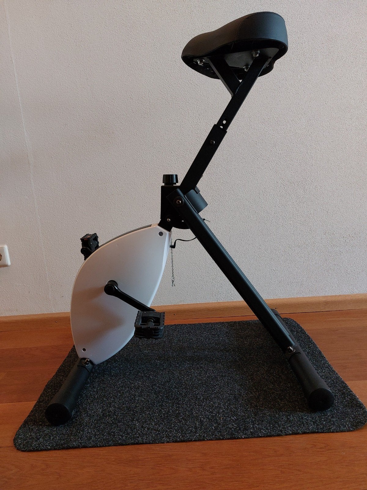 Deskbike small, Ophalen, Gebruikt, Metaal, Benen