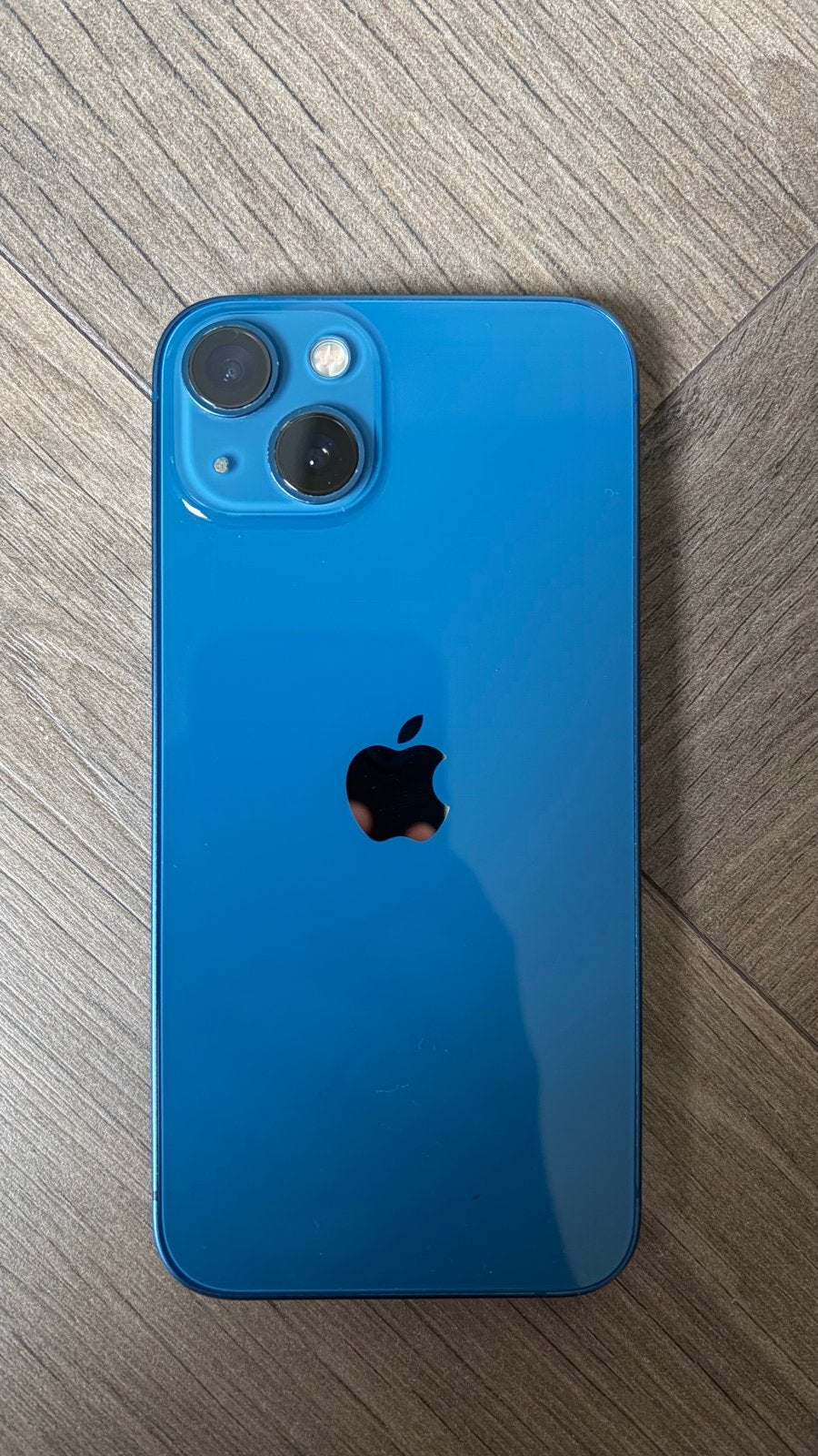 iPhone 13 Blauw – Volledig Werkend – Lichte Gebruikerssporen, Telecommunicatie, Mobiele telefoons | Apple iPhone, 80 %, Blauw