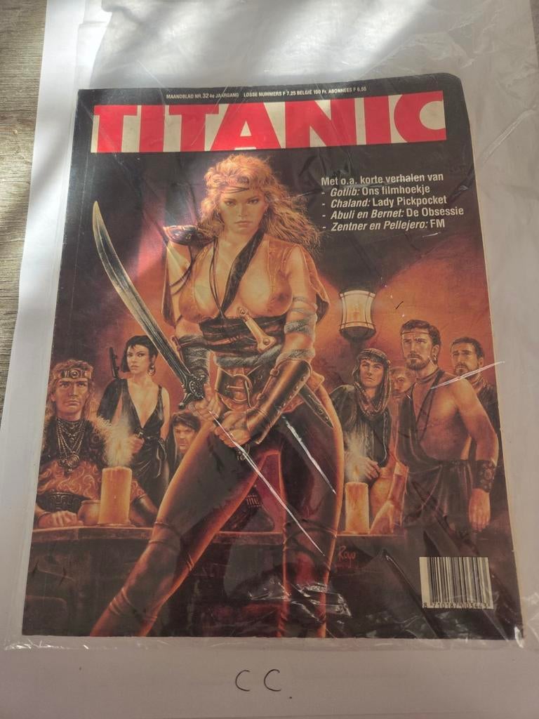 Titanic Maandblad Nr. 32 4e jaargang, Ophalen of Verzenden, Gelezen