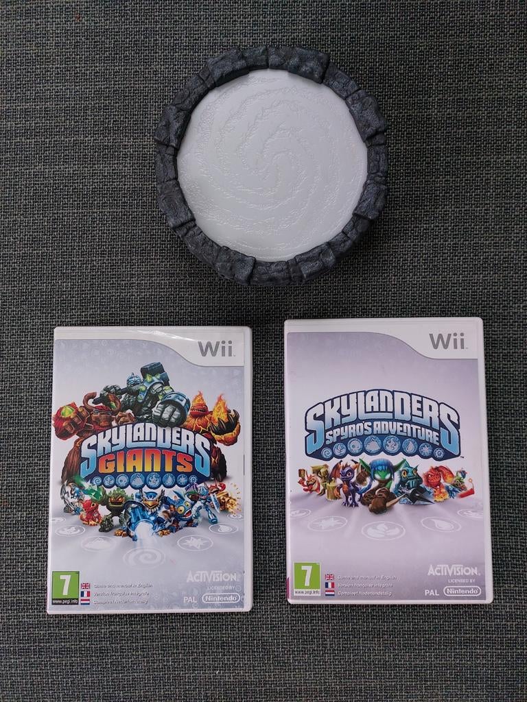 Skylanders Giants en Spyro's Adventure en portal, Avontuur en Actie, 2 spelers, Ophalen of Verzenden, Zo goed als nieuw