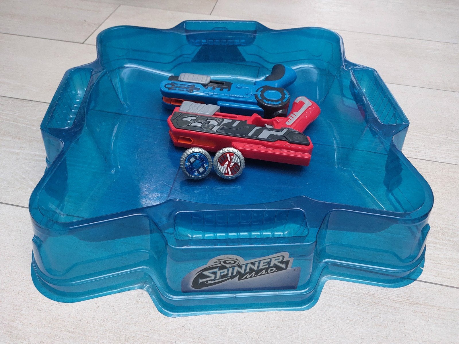 Spinner M.A.D. arena met 2 spinners en 2 launchers, Ophalen of Verzenden, Gebruikt, Jongen of Meisje
